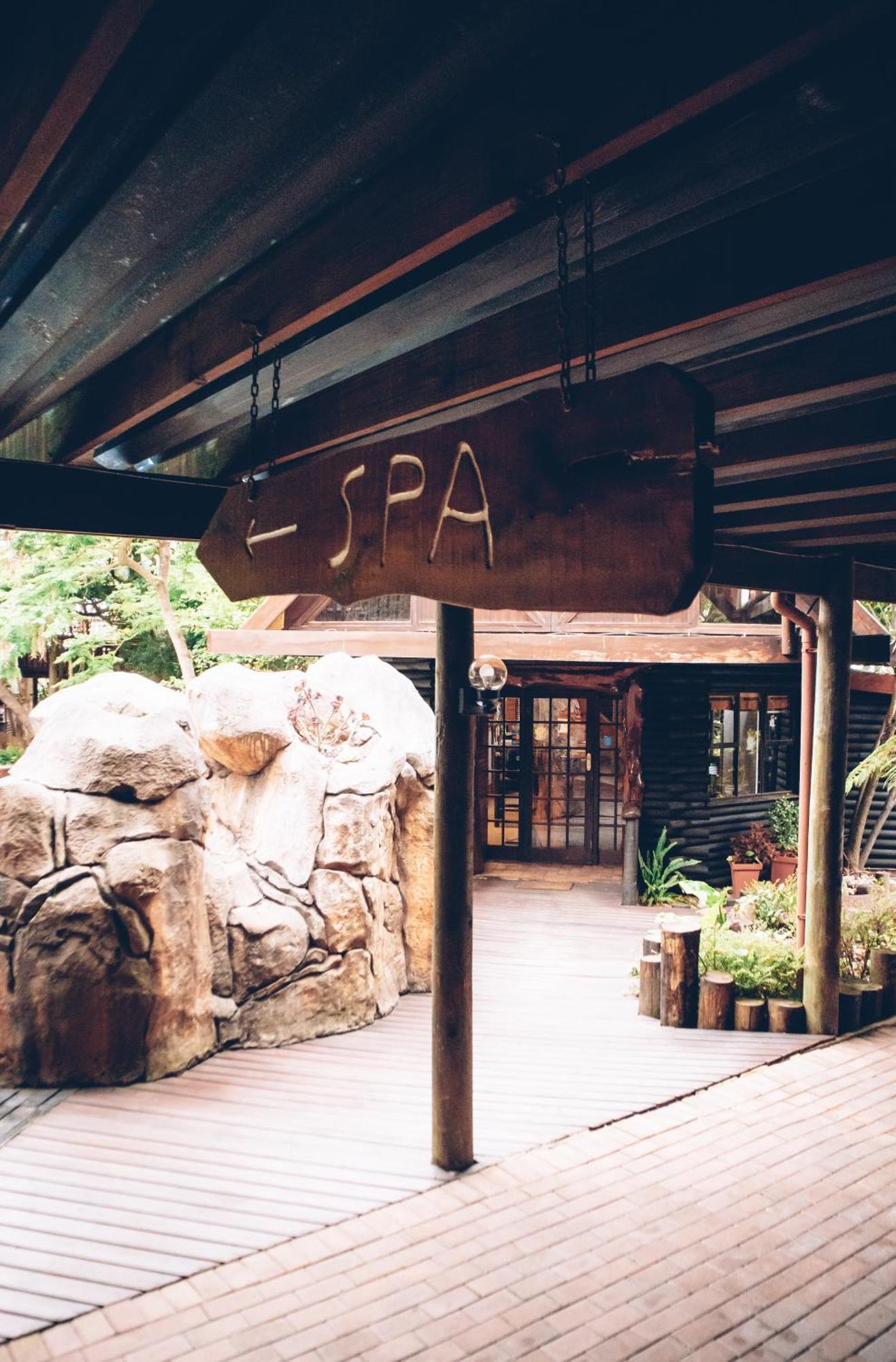 Tsitsikamma Lodge&Spa Stormsrivier Exteriör bild