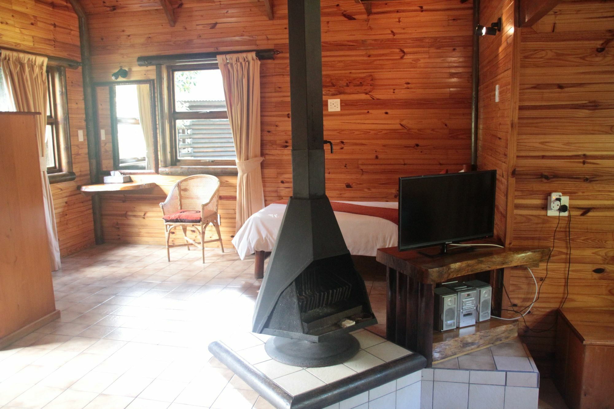 Tsitsikamma Lodge&Spa Stormsrivier Exteriör bild